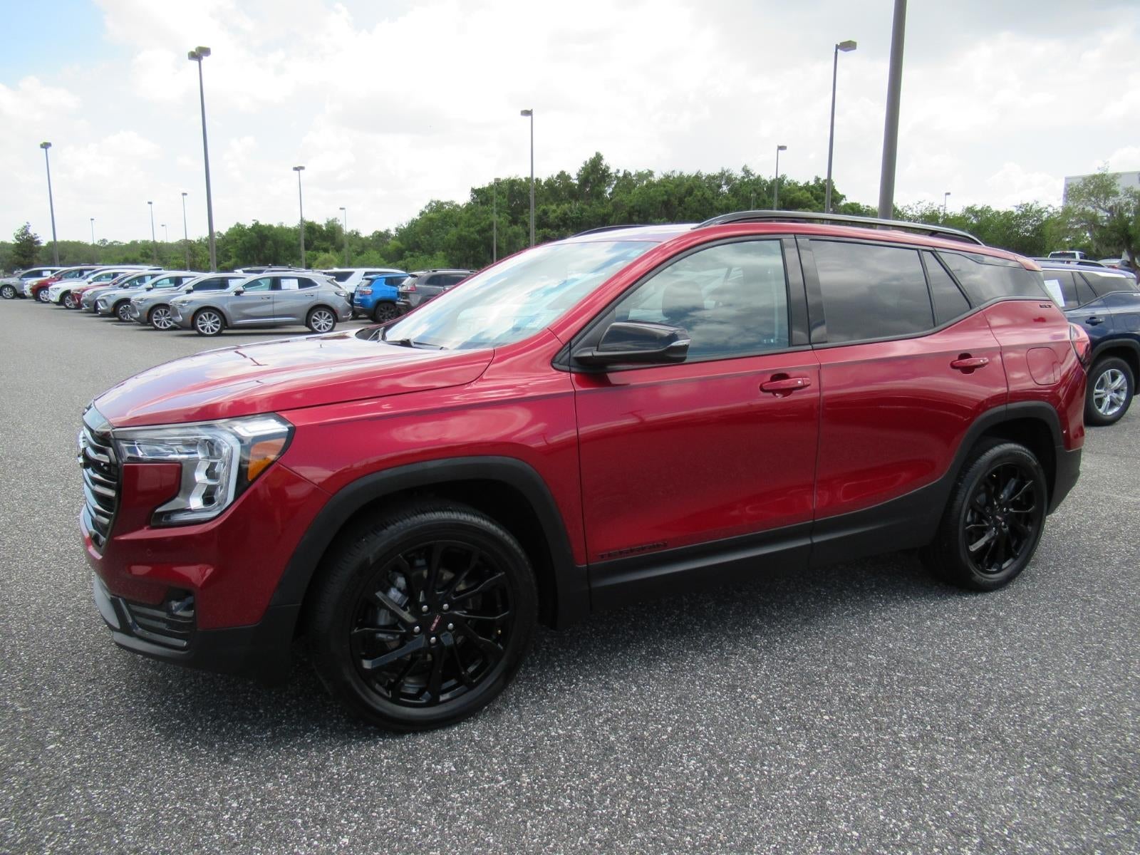 2024 GMC Terrain SLT