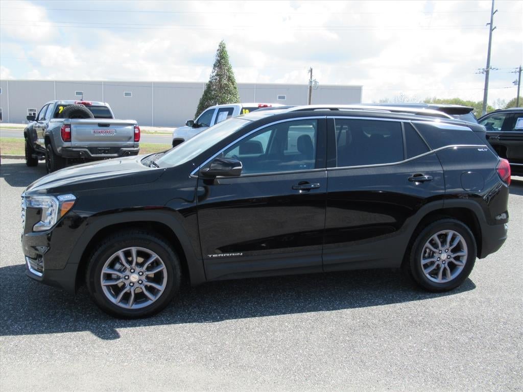 2022 GMC Terrain SLT