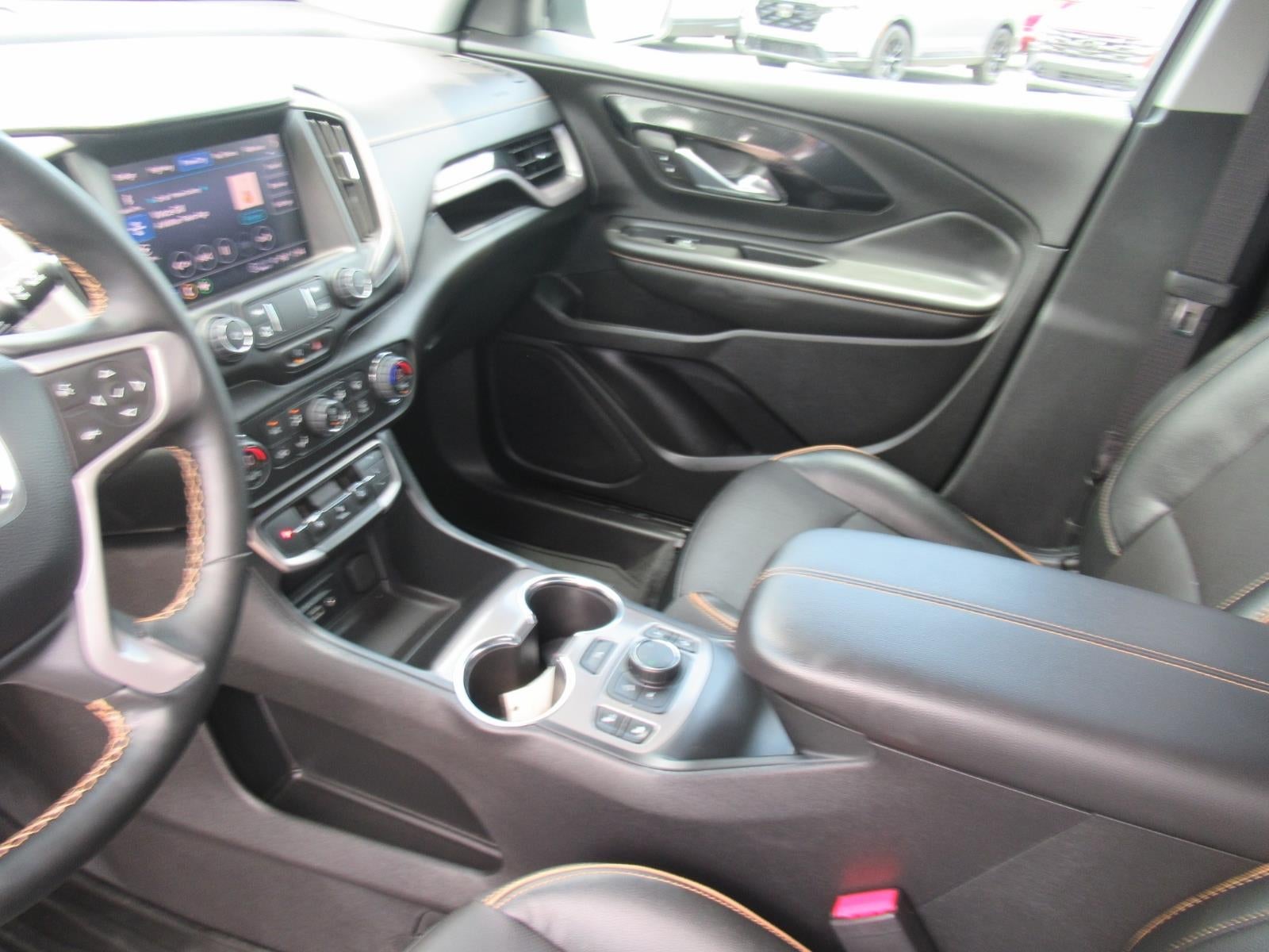 2023 GMC Terrain AT4