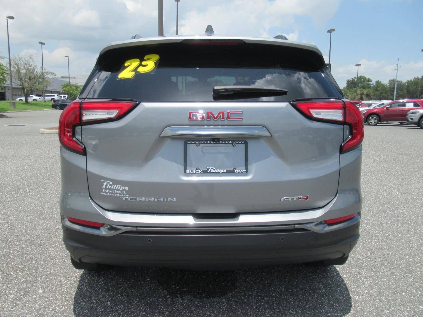2023 GMC Terrain AT4