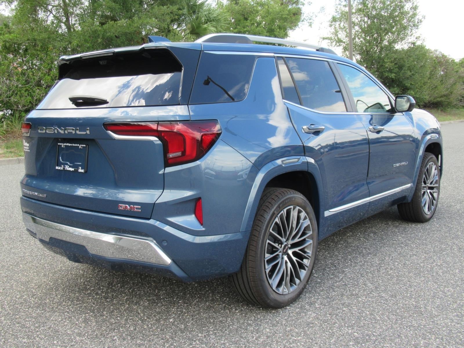 2026 GMC Terrain Denali - Photo 7