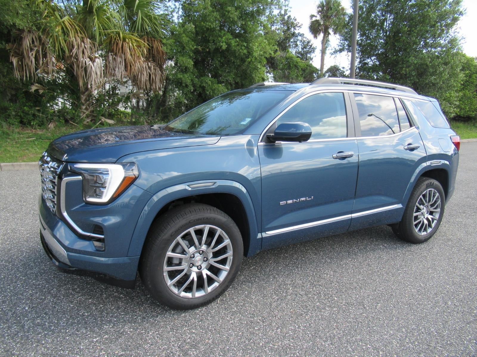 2027 GMC Terrain Denali