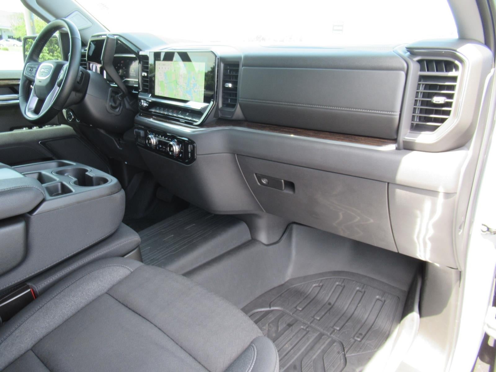 2025 GMC Sierra 1500 SLE