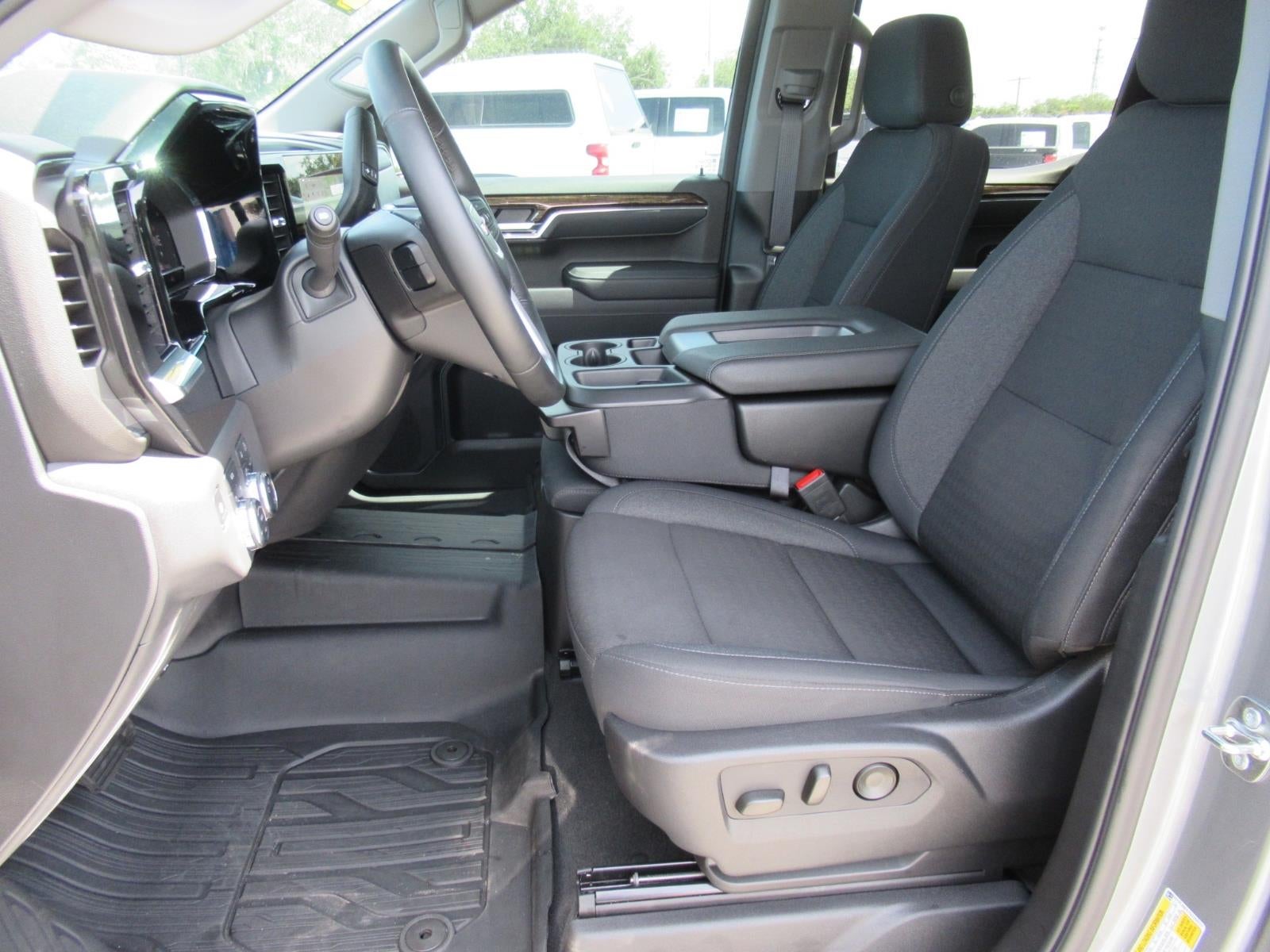 2025 GMC Sierra 1500 SLE