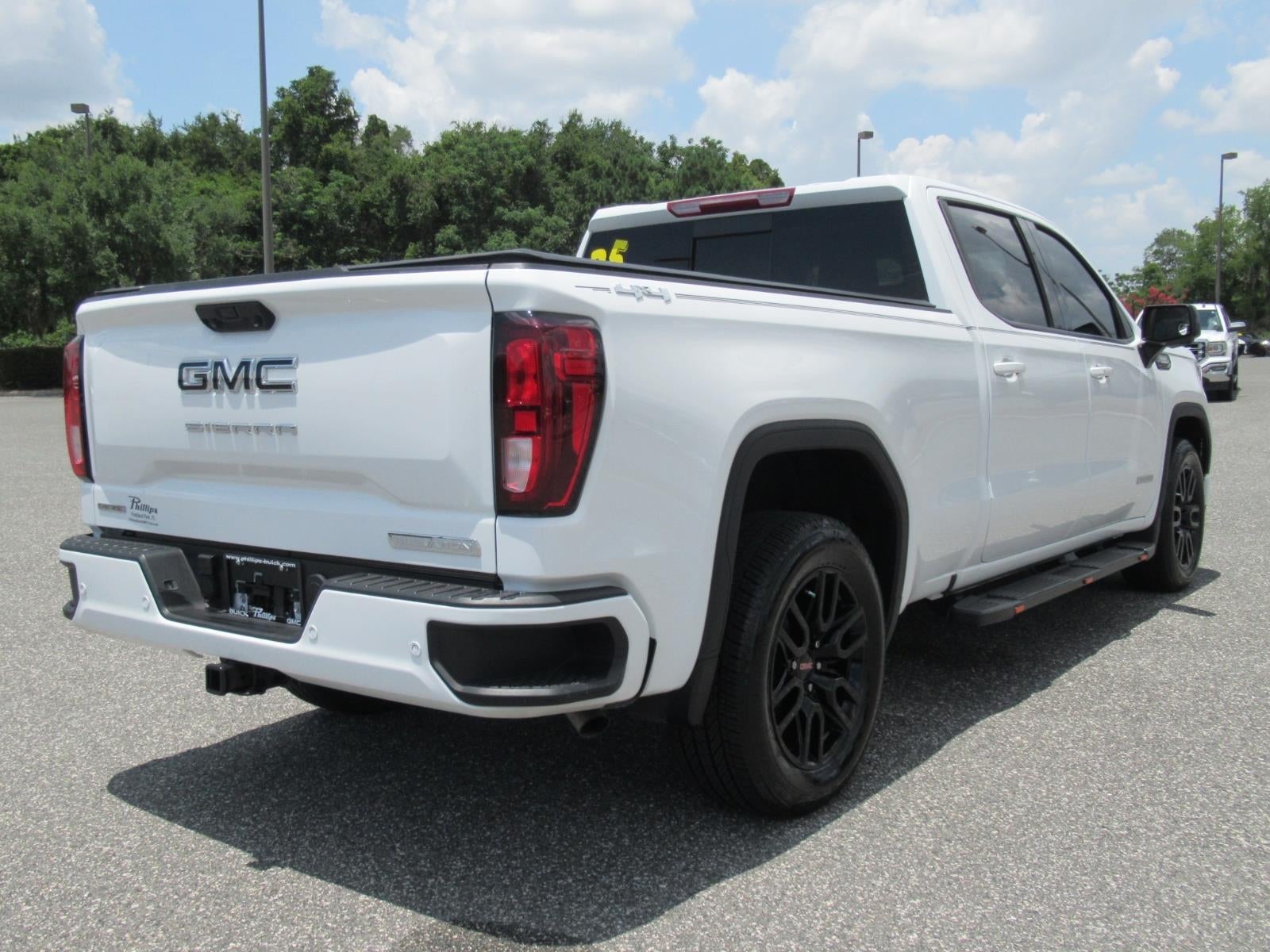 2025 GMC Sierra 1500 Elevation