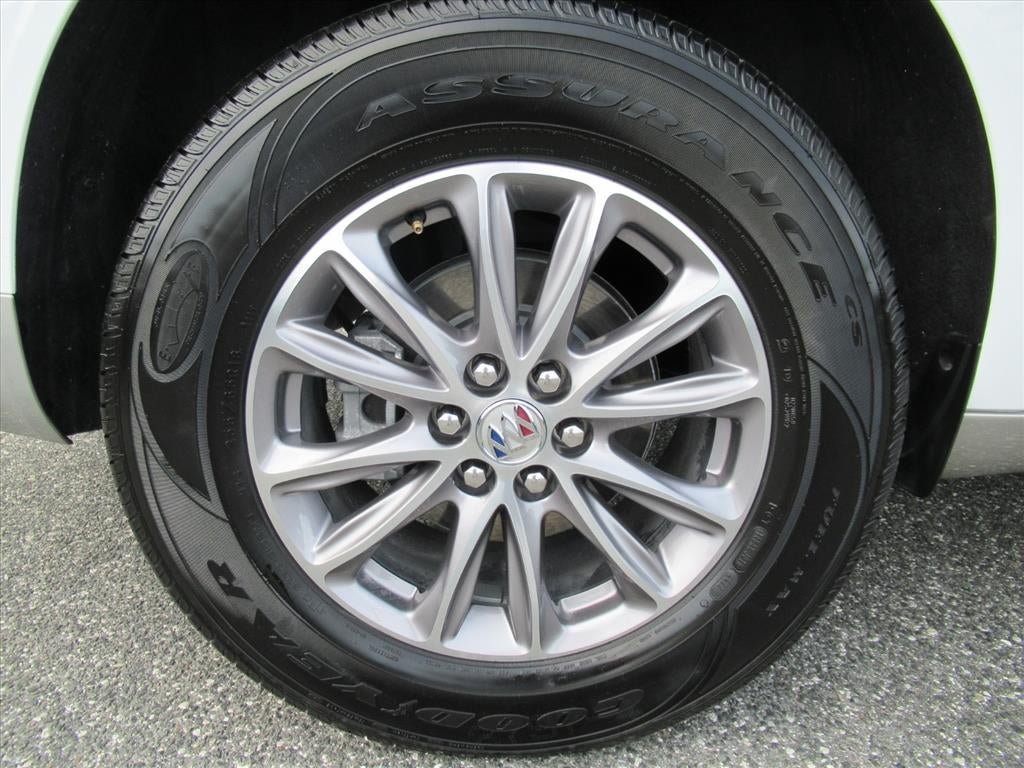 2023 Buick Enclave Essence