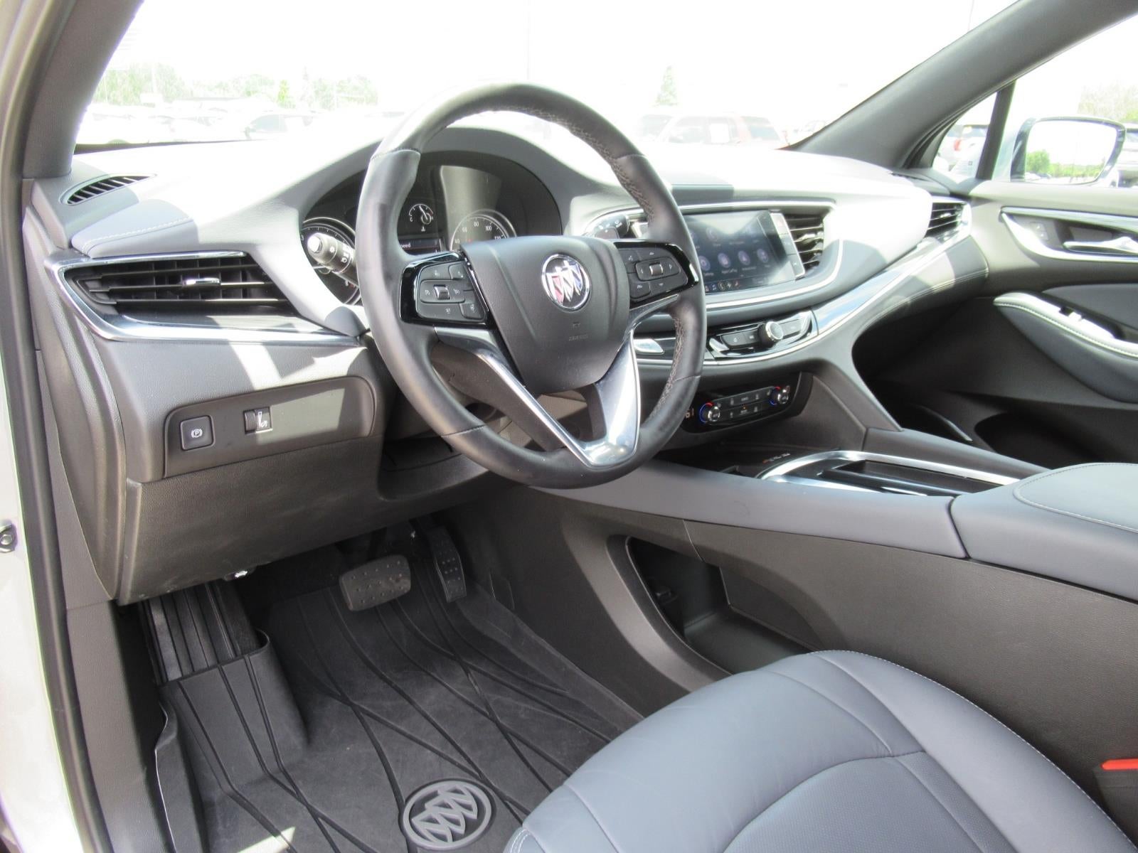 2024 Buick Enclave Essence