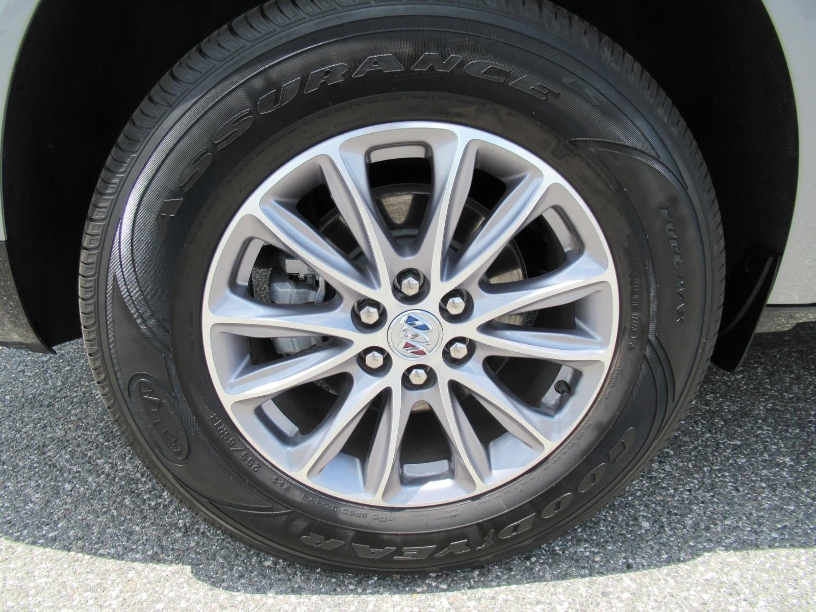 2024 Buick Enclave Essence