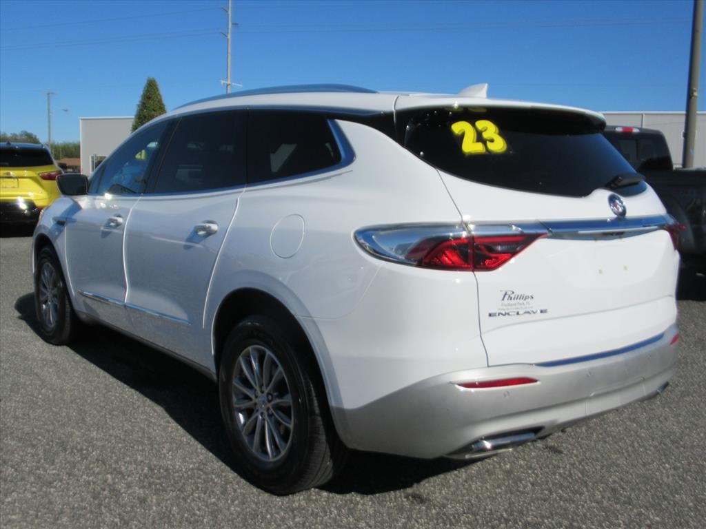 2023 Buick Enclave Essence