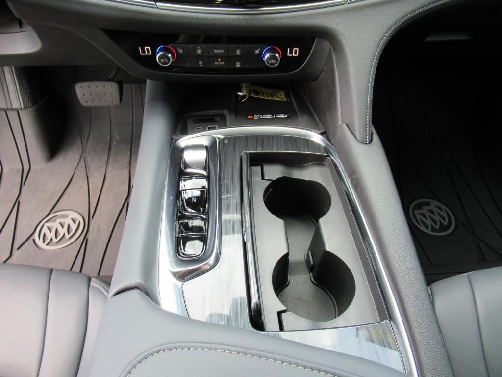 2022 Buick Enclave Essence