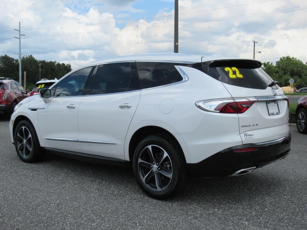 2022 Buick Enclave Essence