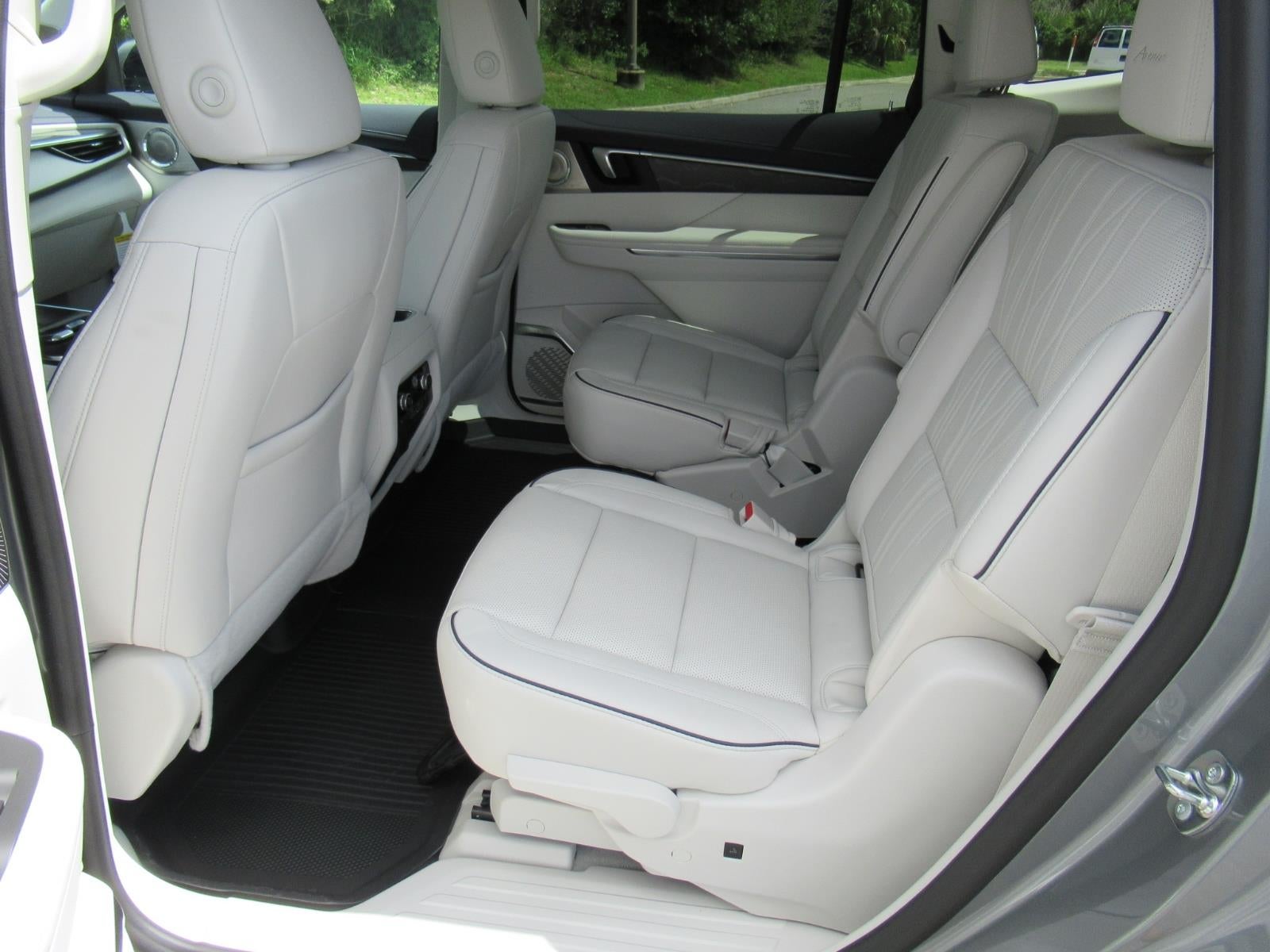 2027 Buick Enclave Avenir