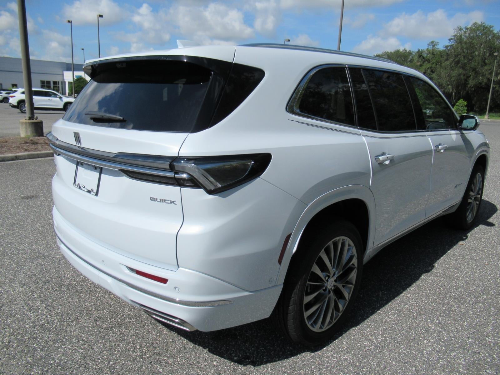 2026 Buick Enclave Avenir