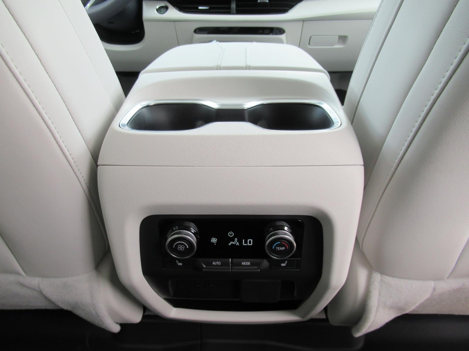 2027 Buick Enclave Avenir