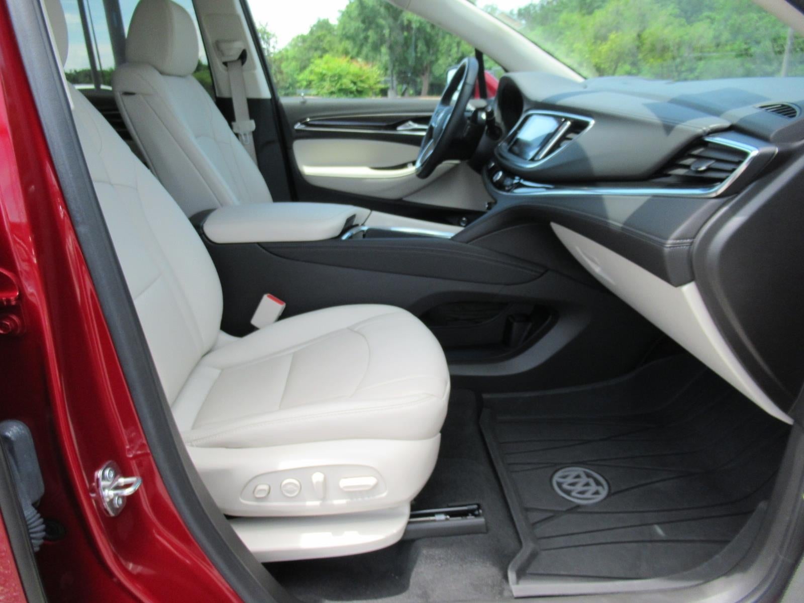 2023 Buick Enclave Premium - Photo 10