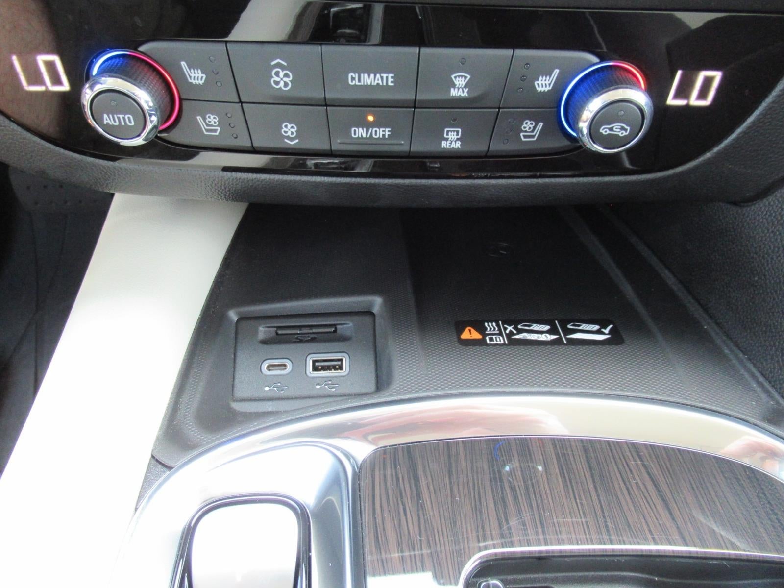 2023 Buick Enclave Premium - Photo 27