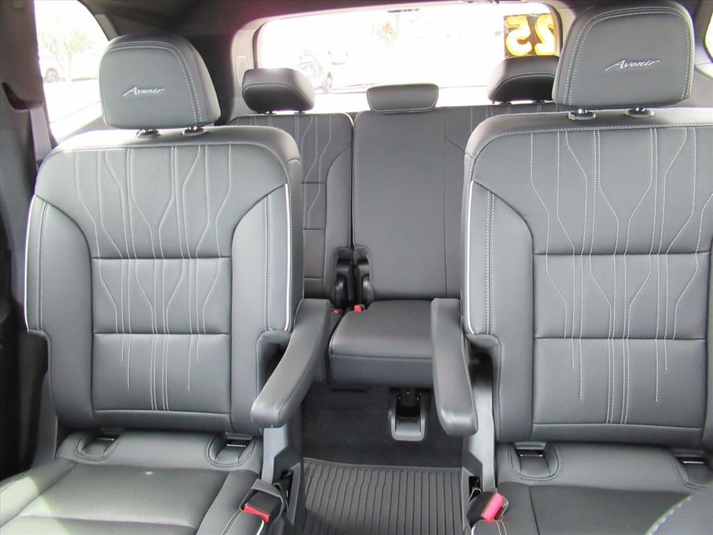 2025 Buick Enclave Avenir