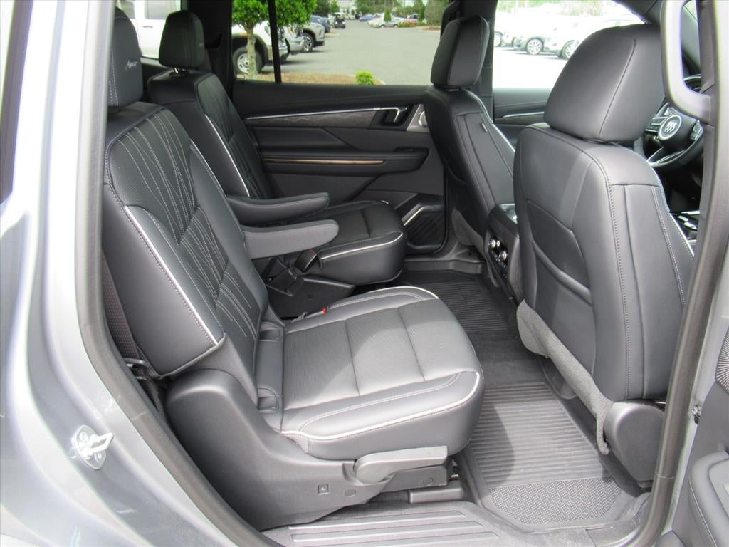 2025 Buick Enclave Avenir