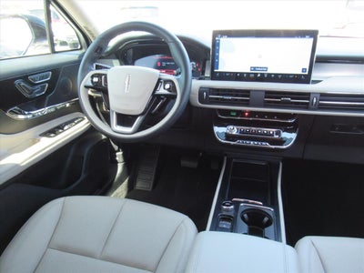 2025 Lincoln Corsair Premiere