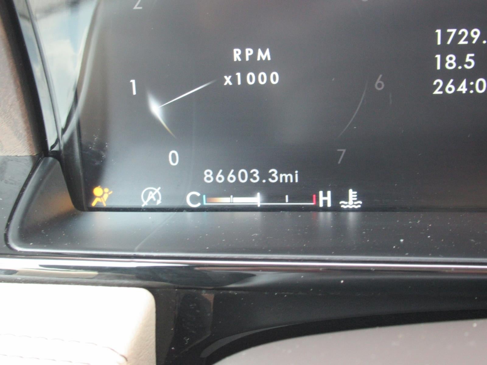 Photo 33