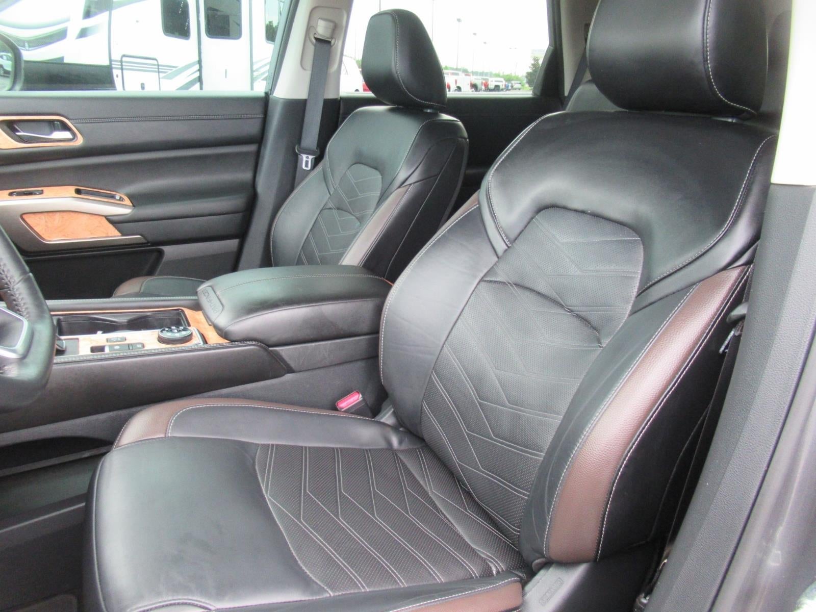 2024 Nissan Pathfinder Platinum
