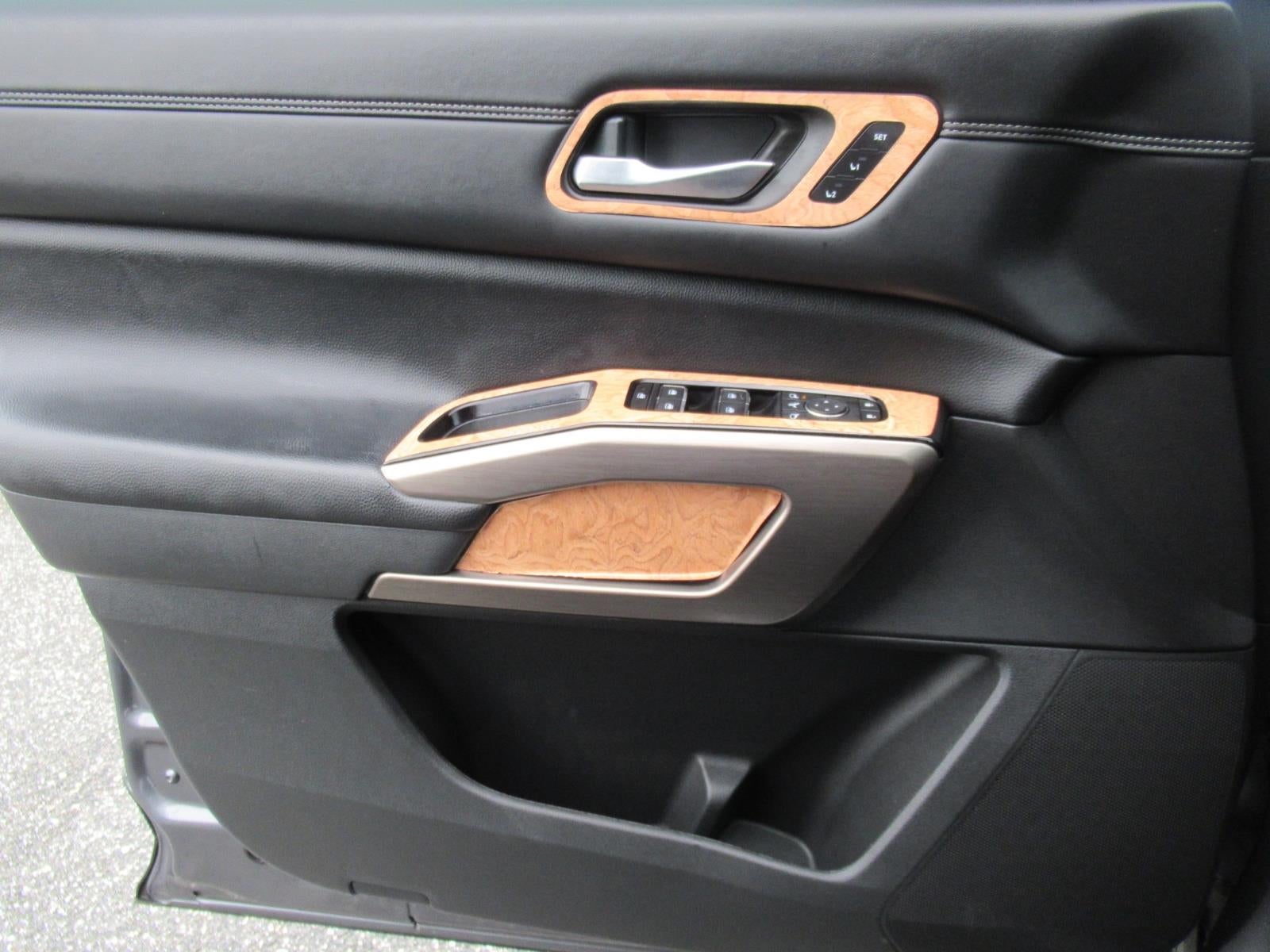 2024 Nissan Pathfinder Platinum