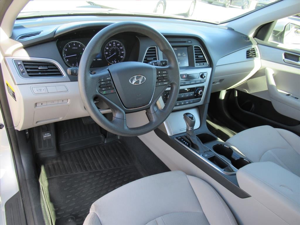 2016 Hyundai Sonata 2.4L SE