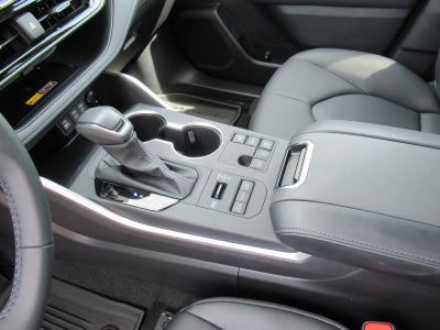 2026 Toyota Highlander XLE