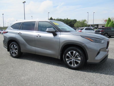 2026 Toyota Highlander XLE