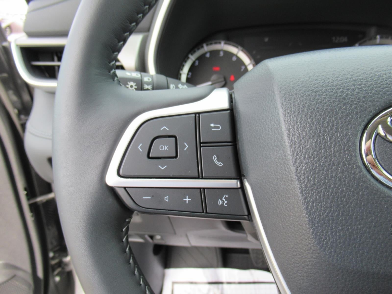 2026 Toyota Highlander XLE