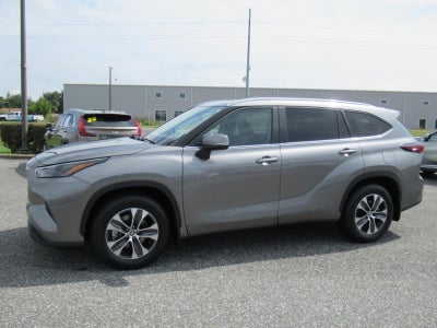 2026 Toyota Highlander XLE