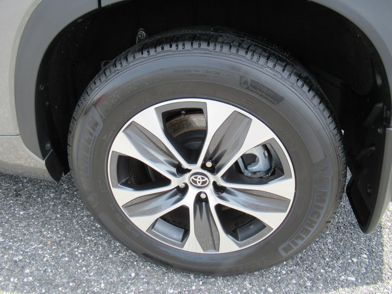 2026 Toyota Highlander XLE