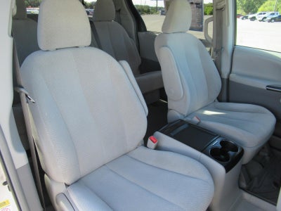 2011 Toyota Sienna LE AAS