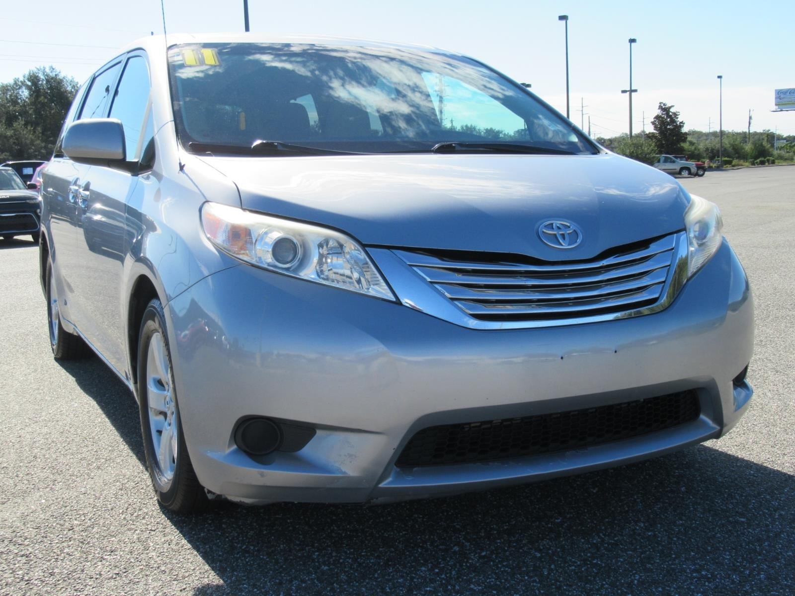 2011 Toyota Sienna LE AAS