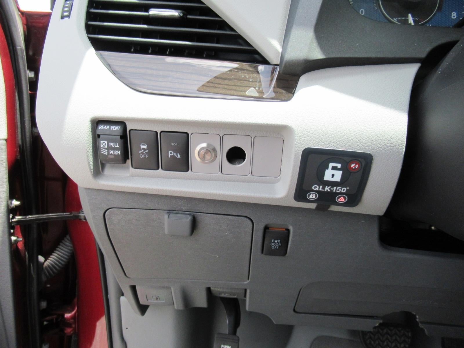 2019 Toyota Sienna XLE - Photo 33