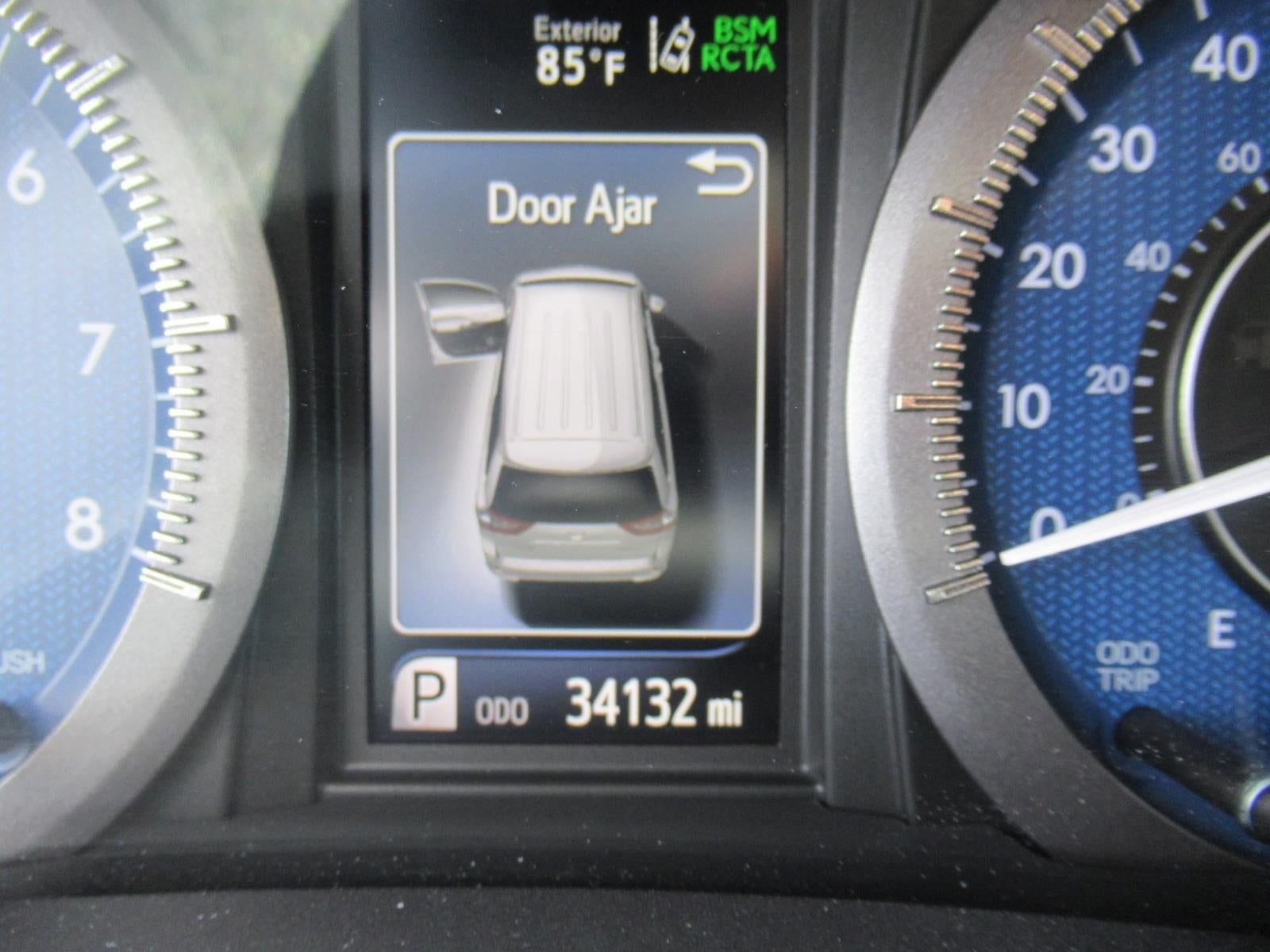 2019 Toyota Sienna XLE - Photo 36