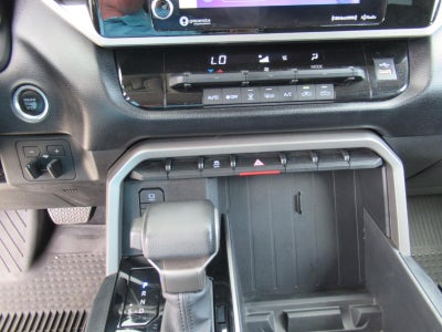 2022 Toyota Tundra 2WD SR5