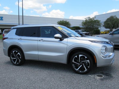 2023 Mitsubishi Outlander SEL