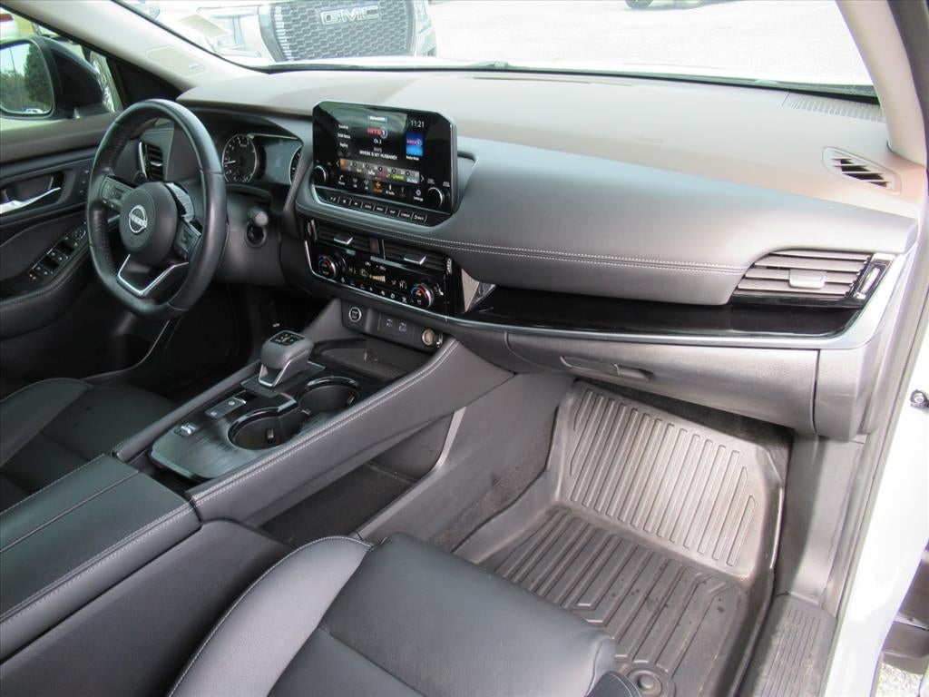 2022 Nissan Rogue SL