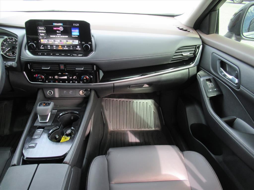 2022 Nissan Rogue SL