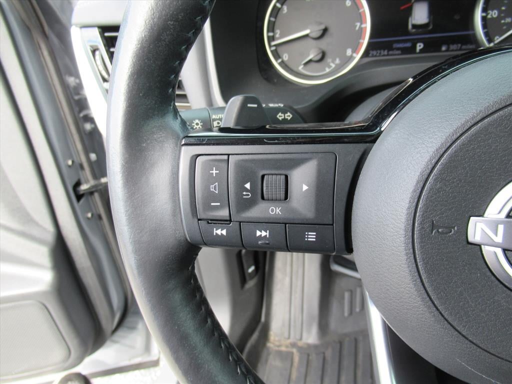 2022 Nissan Rogue SL