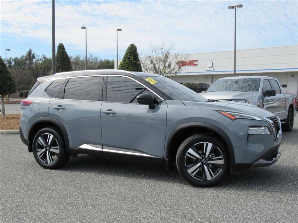 2022 Nissan Rogue SL