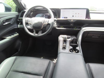 2023 Toyota Crown XLE
