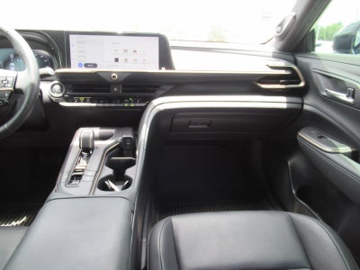 2023 Toyota Crown XLE
