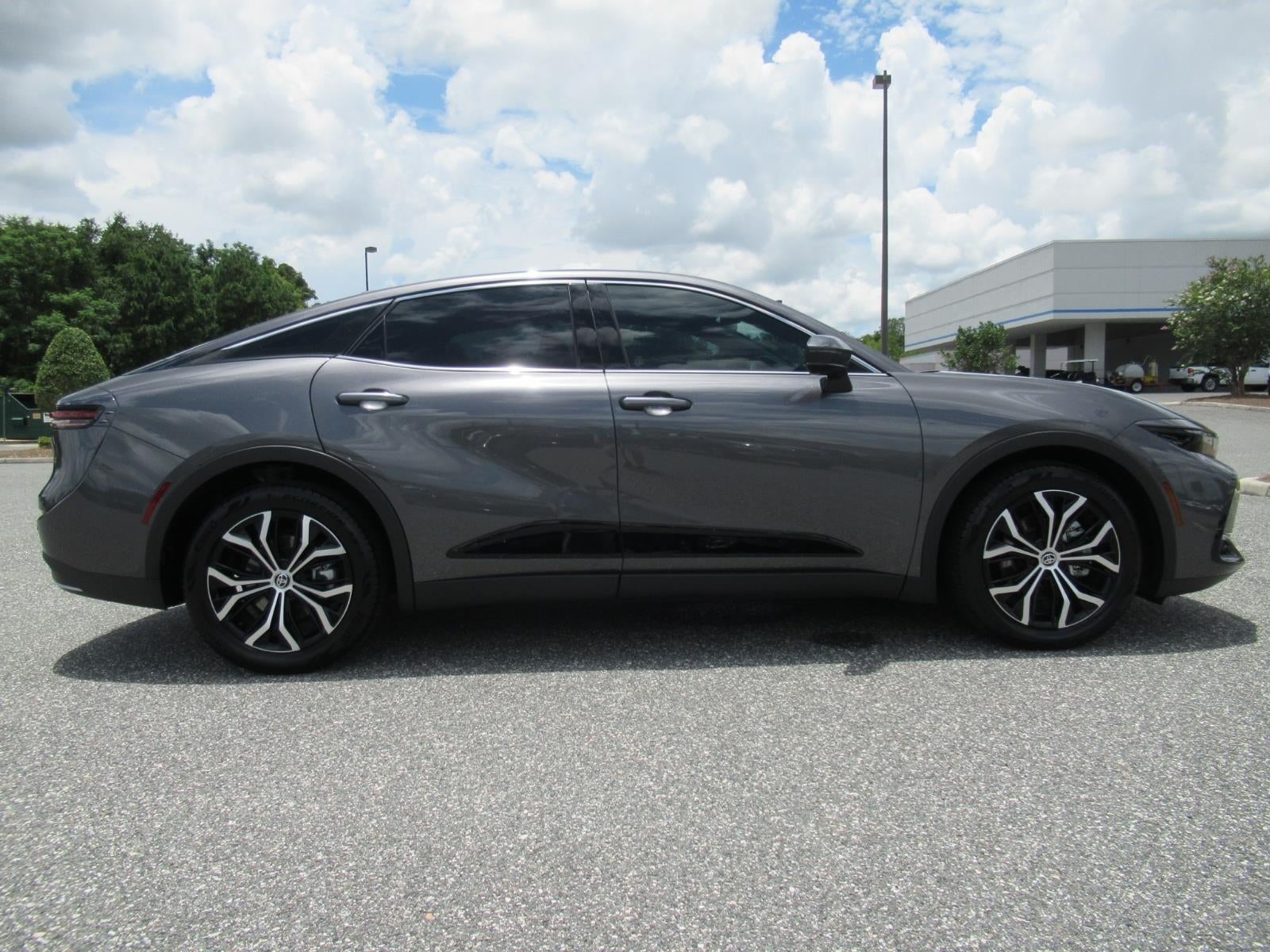 2023 Toyota Crown XLE