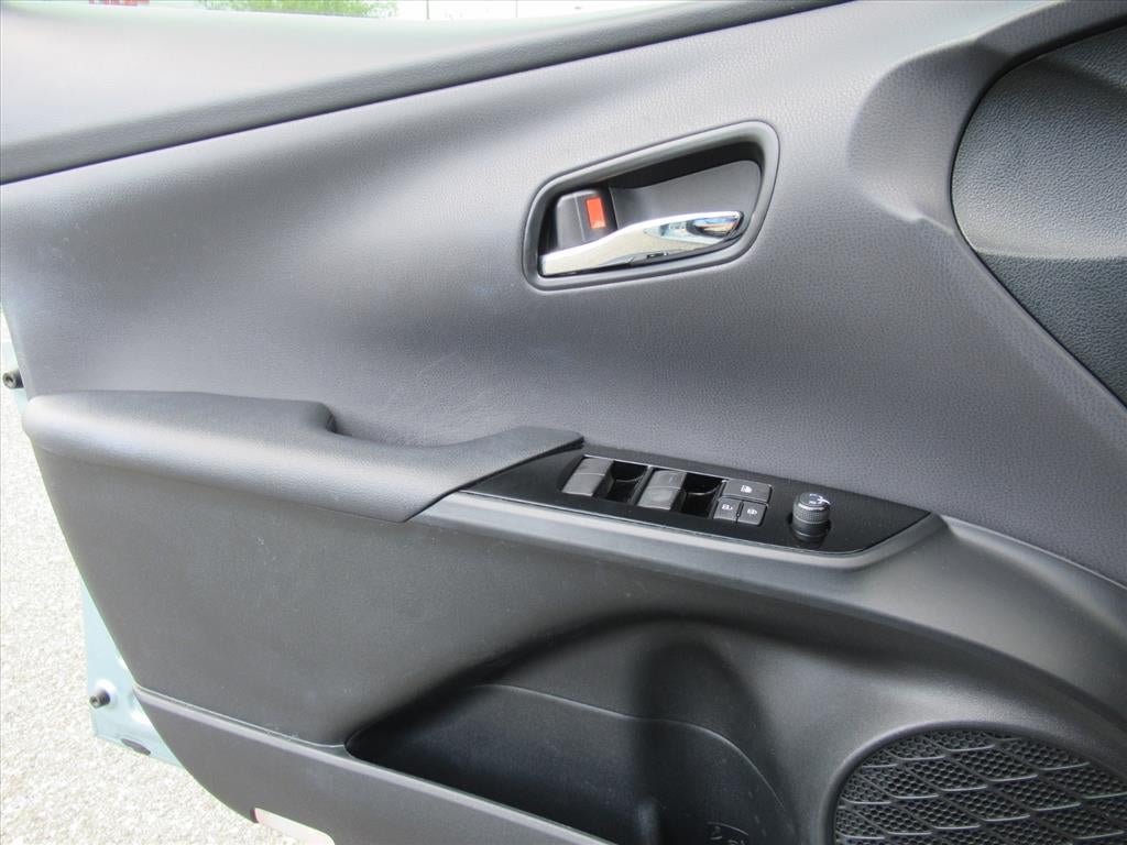 2021 Toyota Prius L Eco