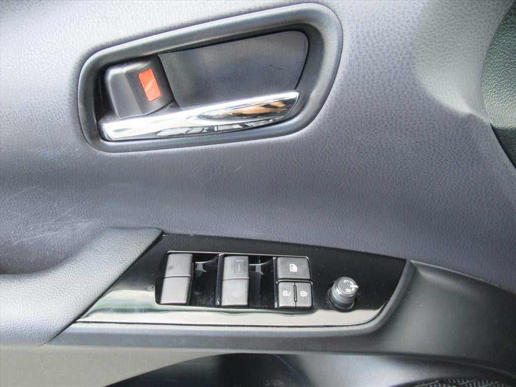 2021 Toyota Prius L Eco