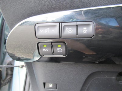 2021 Toyota Prius L Eco