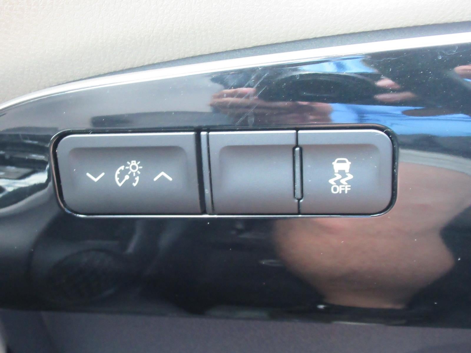 2016 Toyota Prius Four