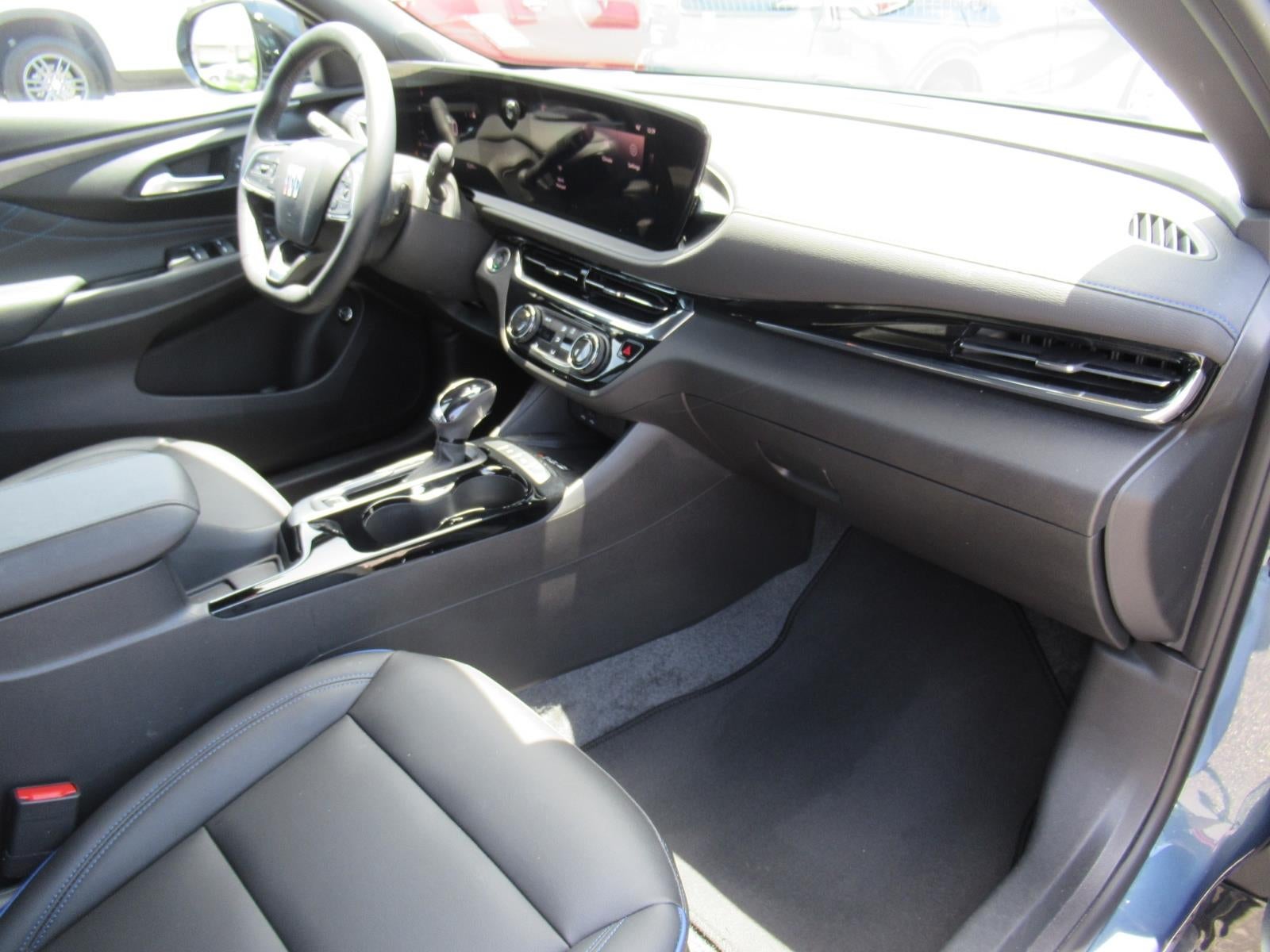 2025 Buick Envista Sport Touring - Photo 11